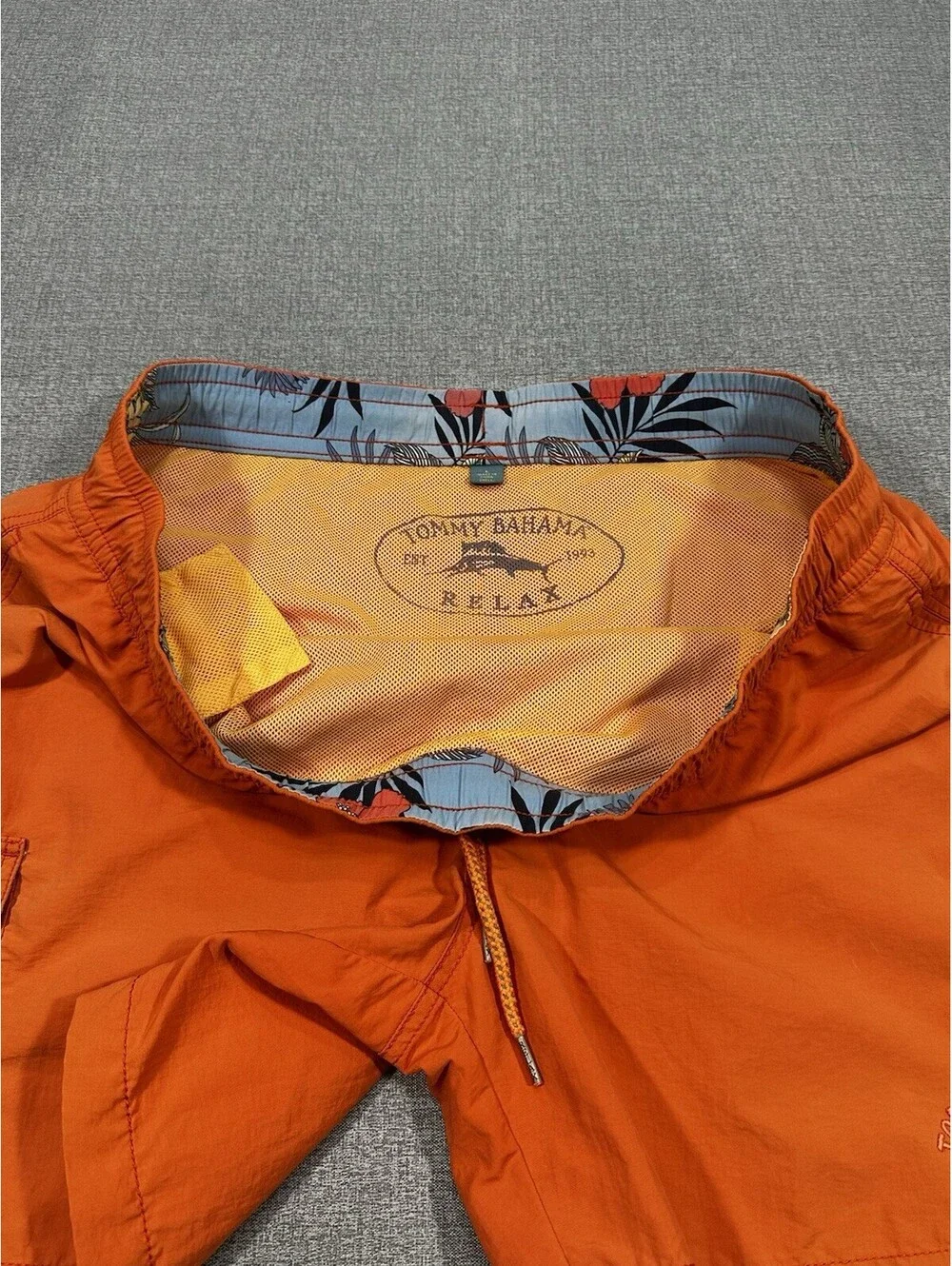 Tommy Bahama Relax Shorts Men’s Swim Shorts Cargo Orange Board  Mesh Lined
